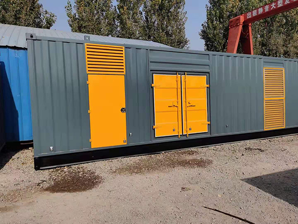 札达300kw 柴油发电机组用多大的空气开关？