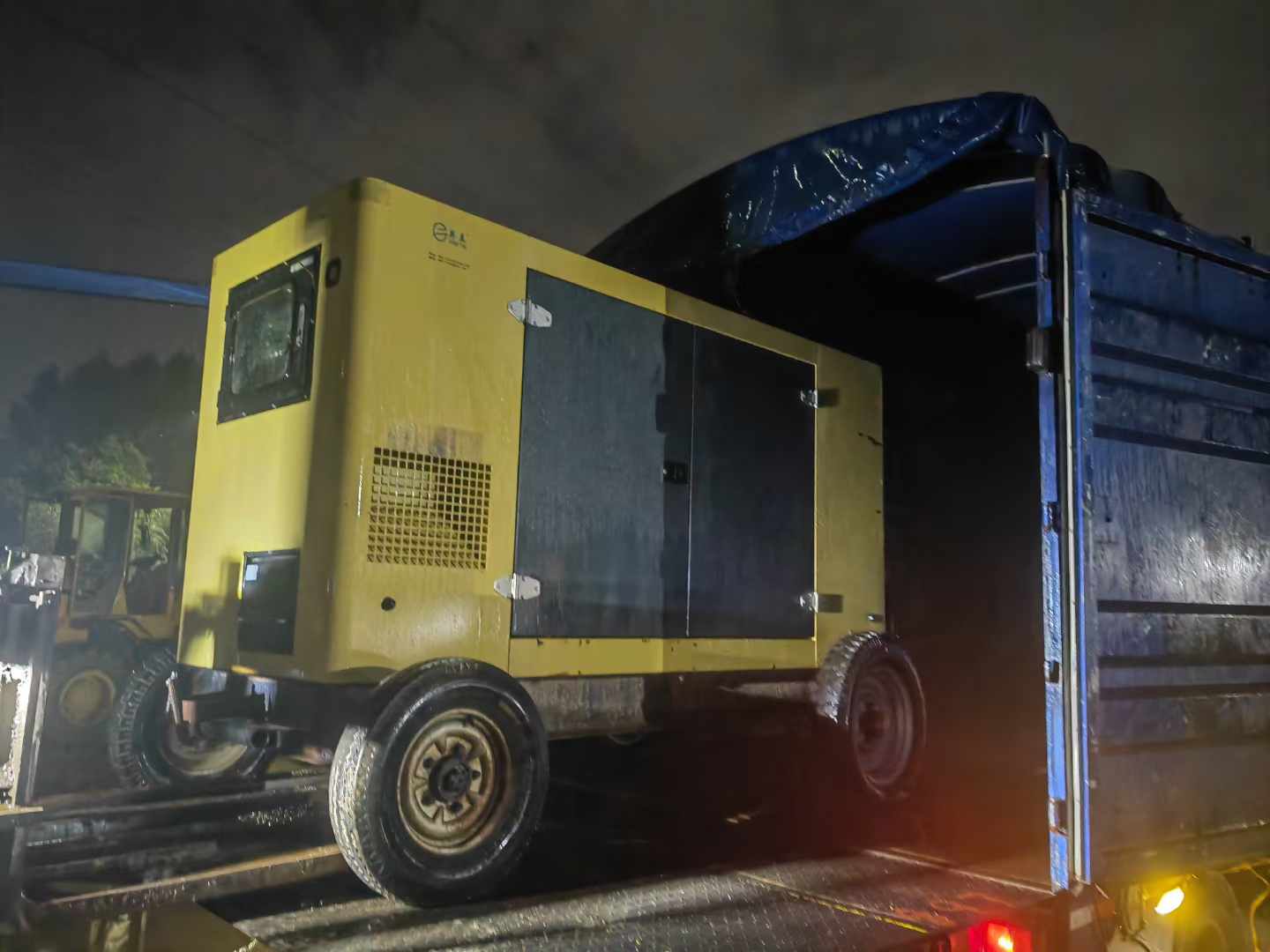 札达如何根据负载特性选择合适的柴油发电机？