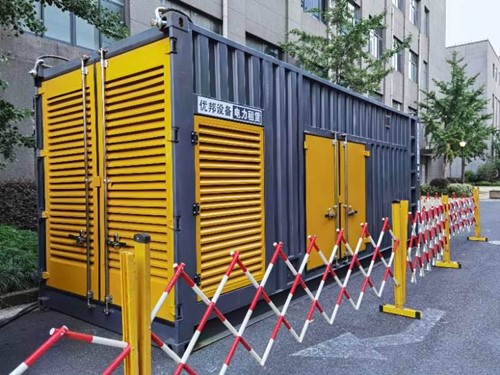 札达如何使用转速表检查发动机的转速？