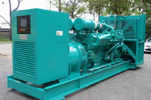 札达柴油发电机组电压不稳定怎样维修？