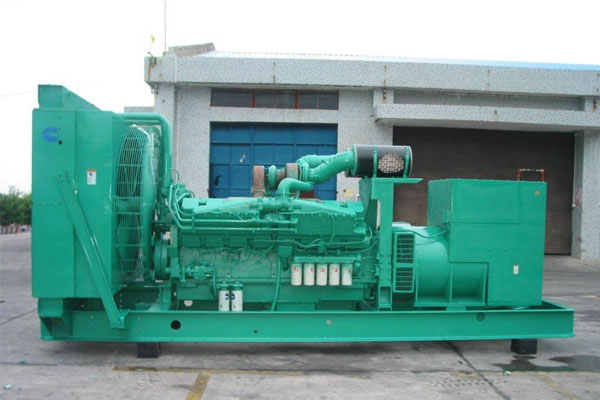 札达工厂发电机应急发电时如何更准确地检查发电机状态？