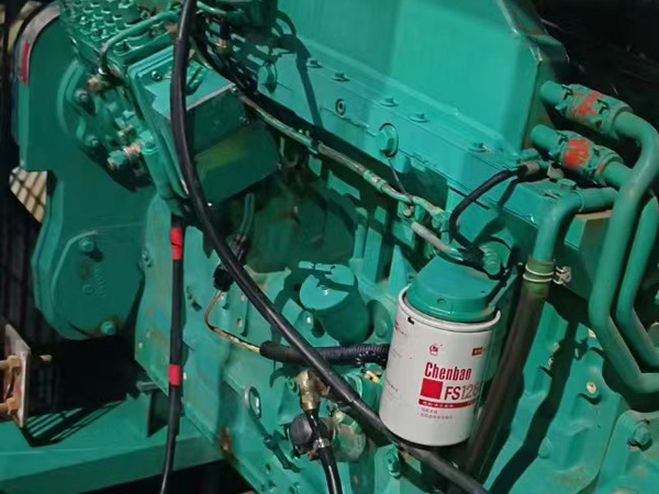 札达如何确定新的发电机组控制系统是否与原系统兼容？