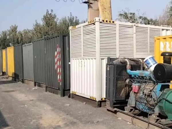 札达200KW柴油发电机机组每小时油耗是多少？