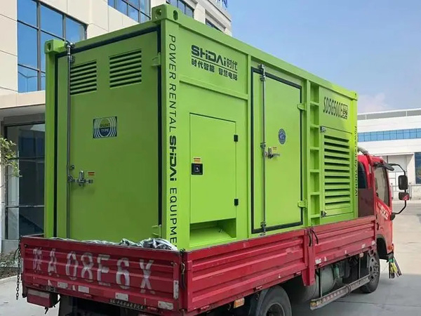 札达更换水冷式机油散热器的密封件时，如何选择合适的密封胶？